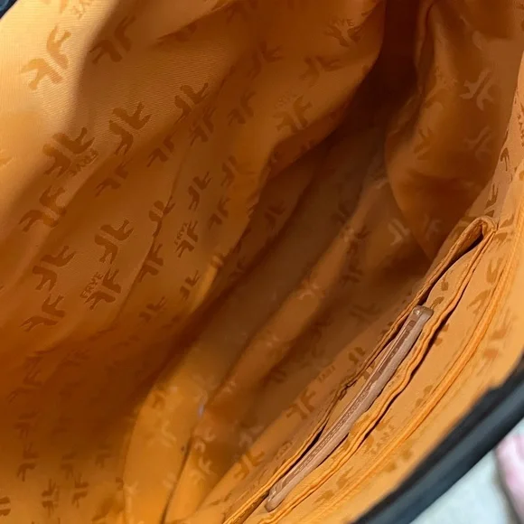 Frye Black Leather Shoulder Bag - Picture 7 of 8